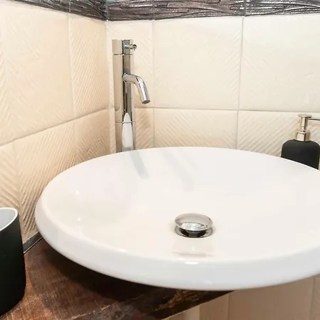 Book Now! Apt X4 A Few Steps From Valentino's Park * Turin