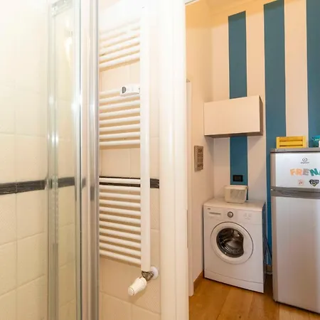 Book Now! Apt X4 A Few Steps From Valentino's Park Apartment Turin