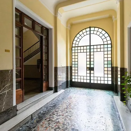Book Now! Apt X4 A Few Steps From Valentino's Park Apartment Turin