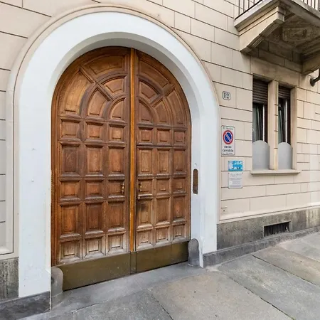 Book Now! Apt X4 A Few Steps From Valentino's Park *