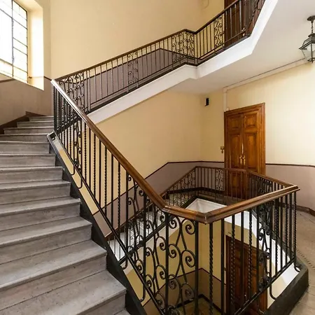 Book Now! Apt X4 A Few Steps From Valentino's Park * Turin